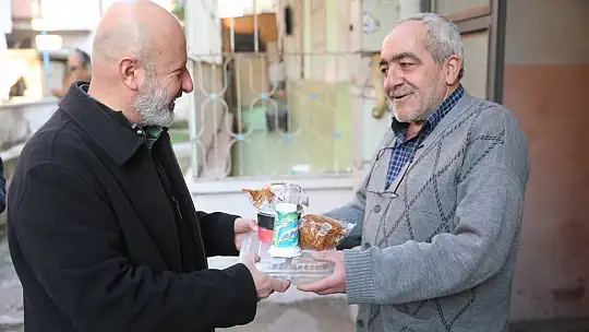 Başkan Çolakbayrakdar: 'Büyüklerimizin hayır duaları, bizim en değerli gücümüz'