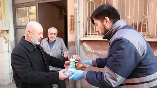 Başkan Çolakbayrakdar: 'Büyüklerimizin hayır duası, bizim en büyük gücümüzdür'