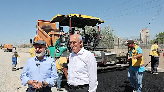 Başkan Çolakbayrakdar: 'Çalışmalarımız, ulaşımı kolaylaştırıyor, iş yerlerinin çehresini değiştiriyor'