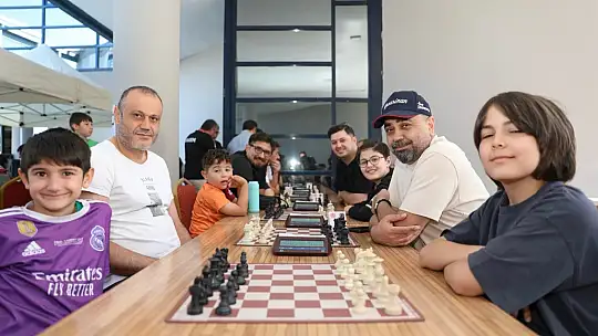 Başkan Çolakbayrakdar: 'Çocuklarımızı aileleriyle buluşturacak programları artıracağız'