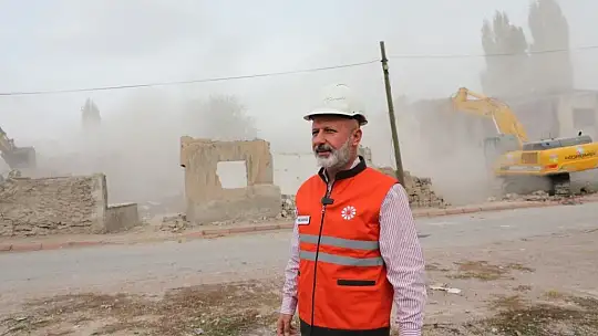 Başkan Çolakbayrakdar, 'Dönüşümle 3 bin 979 aile mutlu ve huzurlu yuvalarında'