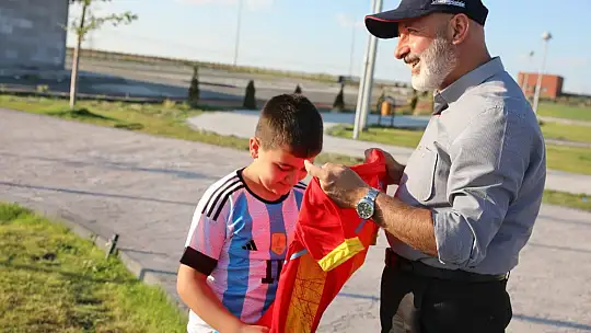 Başkan Çolakbayrakdar: 'En güzel şehir manzaralı millet bahçesi, herkesin yeni gözdesi oldu'