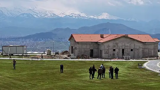 Başkan Çolakbayrakdar: 'Erciyes manzaralı millet bahçesi, doğa, manzara ve huzurun buluştuğu yer'