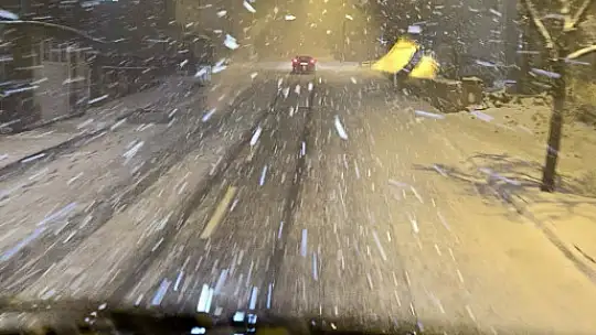 Başkan Çolakbayrakdar: 'Gece gündüz demeden merkez ve kırsalda kar temizliği devam ediyor'