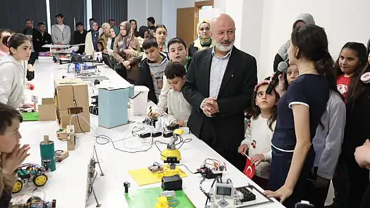 Başkan Çolakbayrakdar: 'Gençlerimizin ürettiği her proje Türkiye'nin gücüne güç katacak'