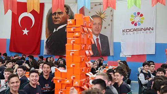 Başkan Çolakbayrakdar: 'Güçlü ve büyük Türkiye'nin temeli donanımlı gençliktir'