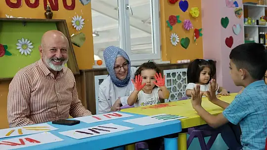 Başkan Çolakbayrakdar, 'Hayatın tüm renkleri, 7'den 70'e Kocasinan Akademi'de buluşuyor'