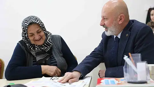 Başkan Çolakbayrakdar: 'Hayatın tüm renkleri, 7'den 70'e bu çatı altında buluşuyor'