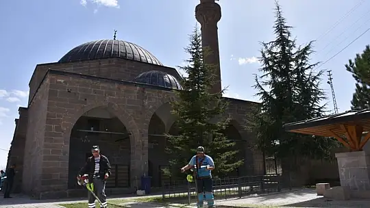Başkan Çolakbayrakdar: 'Hemşehrilerimizin huzurlu bir bayram geçirmeleri için çalışıyoruz'