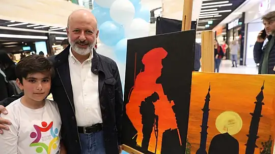 Başkan Çolakbayrakdar 'Her alanda gençlerimizin ve evlatlarımızın yanındayız'