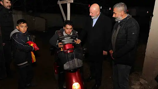 Başkan Çolakbayrakdar: 'Her bir hemşehrimizin hayatına dokunacak hizmetler üretiyoruz'