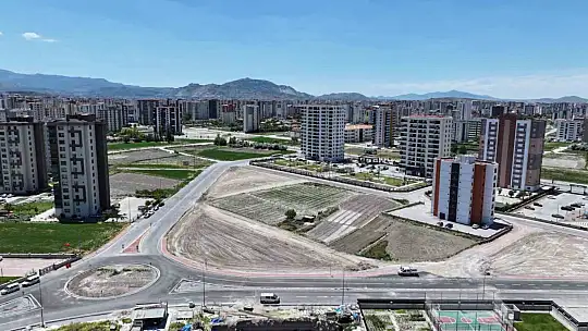 Başkan Çolakbayrakdar: 'Her yeni park, şehrimize kazandırılan yeni bir nefestir'