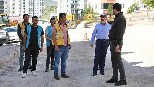 Başkan Çolakbayrakdar: 'Huzurlu bir bayram için kadim mahallemizdeki çalışmaları en kısa sürede bitireceğiz'