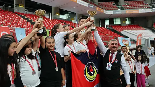 Başkan Çolakbayrakdar: 'Kayseri'yi satrançta da marka şehir yapmak için çalışıyoruz'