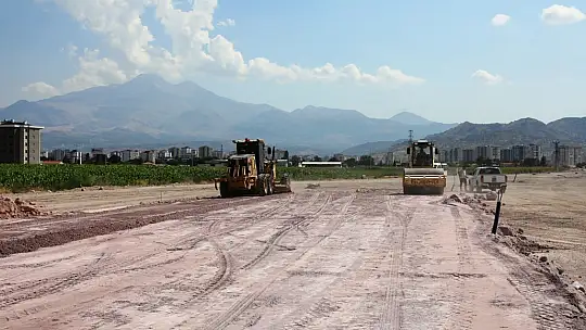 Başkan Çolakbayrakdar: 'Kayseri'nin trafik yükünü alacak dev proje, yeni bir çağ açacak'