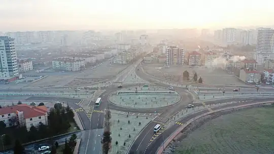 Başkan Çolakbayrakdar: 'Kayseri'mizin trafik yükünü hafifleten akıllı kavşakları yaygınlaştırıyoruz'