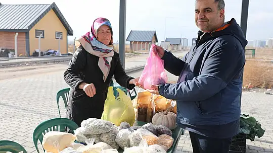 Başkan Çolakbayrakdar: 'Kayseri'mizde bir ilk olan şehir merkezi tarımıyla geleceği inşa ediyoruz'