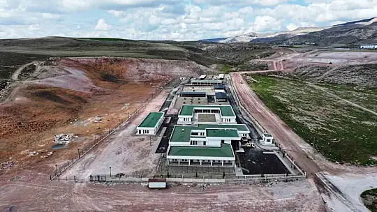 Başkan Çolakbayrakdar: 'Kayseri'miz, model olacak modern hayvan bakımevi ile öncü bir şehir oluyor'