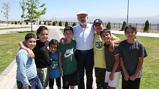 Başkan Çolakbayrakdar: 'Kayseri'nin eşsiz manzarası, Kafe Sinan'ın lezzetiyle buluşacak'