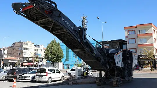 Başkan Çolakbayrakdar: 'Kayseri'de ilk kez kullanılan araçla doğayı koruyoruz'