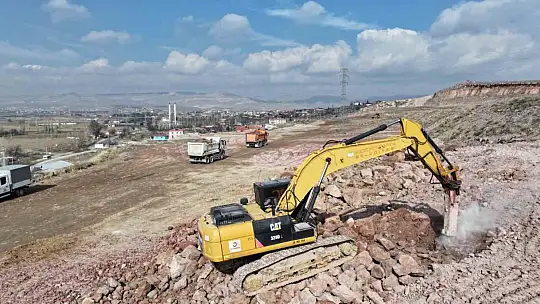 Başkan Çolakbayrakdar, 'Kendi elektriğimizi üreterek milli gelire büyük katkı sağlayacağız'