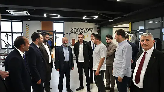 Başkan Çolakbayrakdar: 'Kendi öz kaynaklarıyla Türkiye'de sayılı, vizyonuyla öncü bir belediyeyiz'