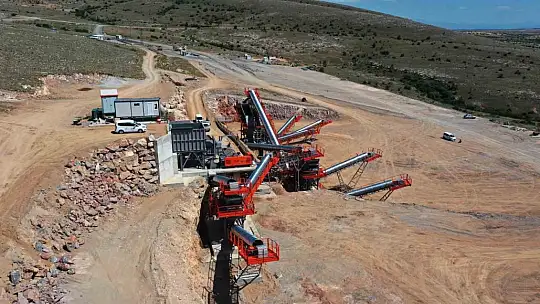 Başkan Çolakbayrakdar, 'Kendi ürettiklerimizle rekor üstüne rekor tasarruf elde ettik'