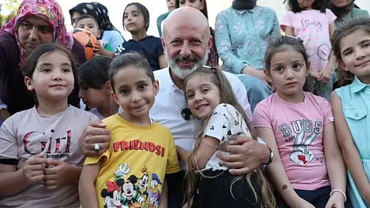 Başkan Çolakbayrakdar: 'Kırsalın yüzünü güldüren örnek hizmetlerle Kocasinan'a değer katıyoruz'