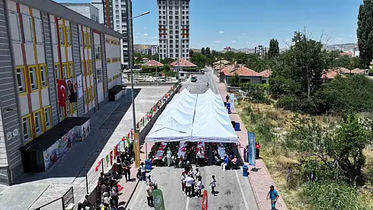 Başkan Çolakbayrakdar: 'Kocaburger'ı yaz boyunca ERVA okullarında sürdüreceğiz'