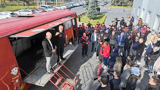 Başkan Çolakbayrakdar: 'Kocasinan, farkındalığıyla da örnek oluyor'
