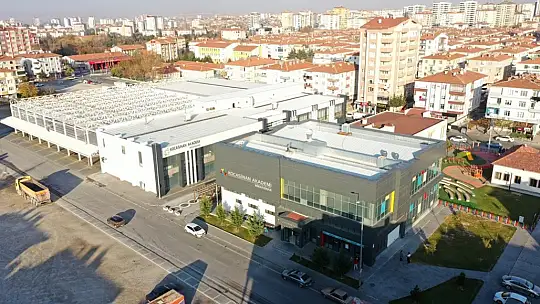 Başkan Çolakbayrakdar 'Kocasinan, insan odaklı hizmetlerle altın çağını yaşıyor'