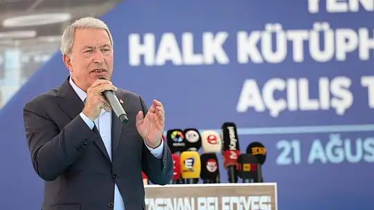 Başkan Çolakbayrakdar: 'Kütüphanelerle zenginleştirilmiş bir şehir inşa ediyoruz'
