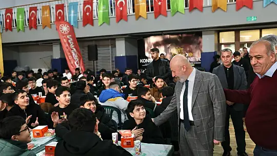 Başkan Çolakbayrakdar: 'Meslek sahibi olmak, güçlü bir geleceğin anahtarıdır'