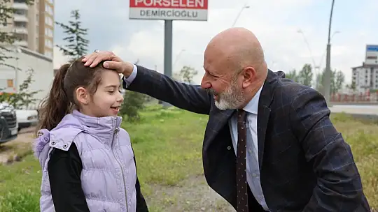 Başkan Çolakbayrakdar: 'Örnek bir mahalle kuruyoruz'