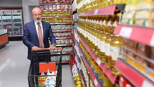 Başkan Çolakbayrakdar: 'Ramazan'ın bereketiyle çalınmadık kapı, girilmedik gönül bırakmadık'