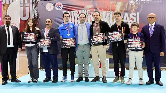 Başkan Çolakbayrakdar: 'Satrançta kazanan, Türkiye'nin geleceği olan evlatlarımızdır'