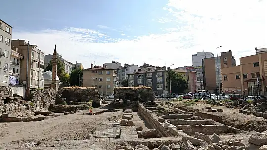 Başkan Çolakbayrakdar: 'Şehrimizin ilk medresesi, şehir akademisi kimliğiyle yeniden hayat bulacak'