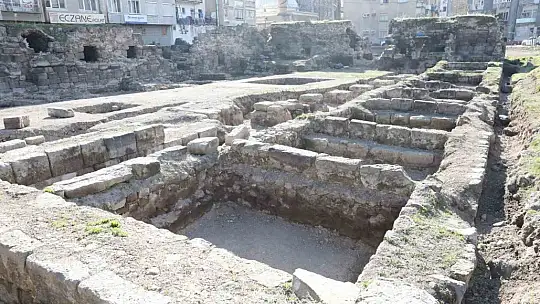 Başkan Çolakbayrakdar: 'Şehrimizin ilk medresesi, şehir akademisi kimliğiyle yeniden hayat bulacak'