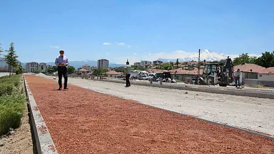 Başkan Çolakbayrakdar: 'Şehrimize 2,5 kilometrelik yeşil koridor kazandırıyoruz'