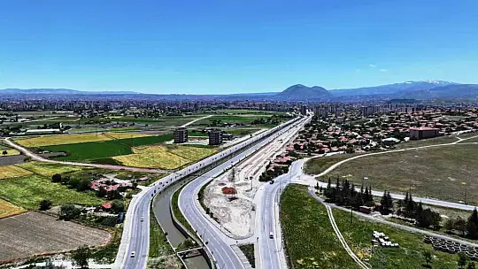 Başkan Çolakbayrakdar: 'Şehrimize 2,5 kilometrelik yeşil koridor kazandırıyoruz'