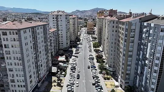 Başkan Çolakbayrakdar: 'Şehrin kalbine modern ve estetik bir kimlik kazandırıyoruz'