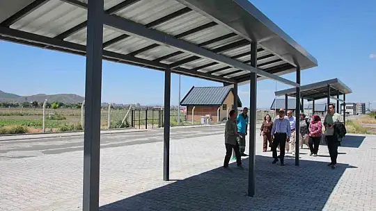 Başkan Çolakbayrakdar: 'Şehrin merkezinde tarım yapıyoruz, Türkiye'ye örnek oluyoruz'