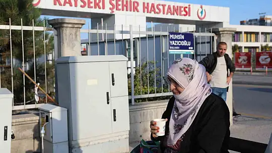 Başkan Çolakbayrakdar: 'Soğuk günlerde gönülleri ısıtıyoruz'