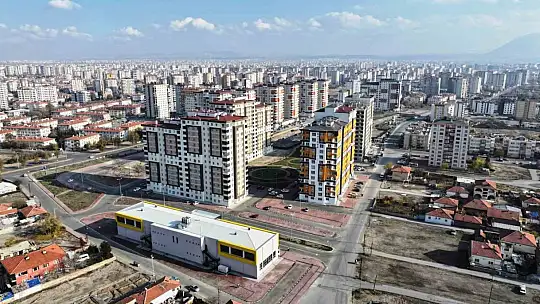 Başkan Çolakbayrakdar: 'Sosyal tesislerle hemşehrilerimizin hayatına değer katıyoruz'