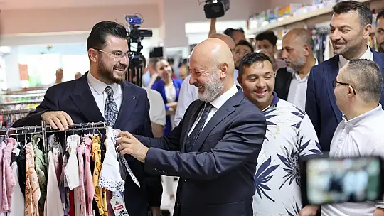 Başkan Çolakbayrakdar: 'Vicdani sorumluluk olan Dost Eli, tüm Kayseri'ye yayılacak'