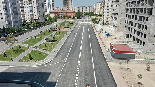 Başkan Çolakbayrakdar, 'Yerli ve milli, Türkiye'nin en güçlü asfalt plentiyle rekorlara koşuyoruz'