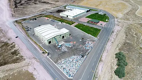 Başkan Çolakbayrakdar: 'Yerli ve milli üretimde çığır açan hizmetlerle ülkemize güç katıyoruz'