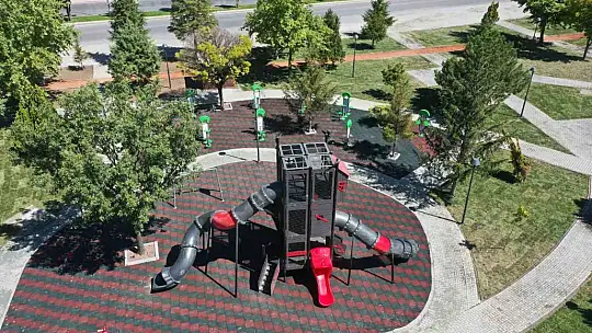 Başkan Çolakbayrakdar: 'Yeter ki 1 metrekare kamuya ait olsun, hızla park yapıyoruz'