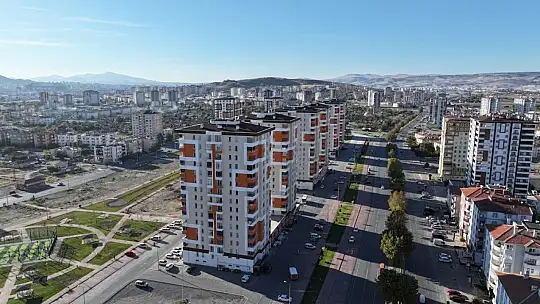 Başkan Çolakbayrakdar: 'Yunusemre'de A'dan Z'ye kentsel dönüşümü büyük bir başarıyla tamamladık'
