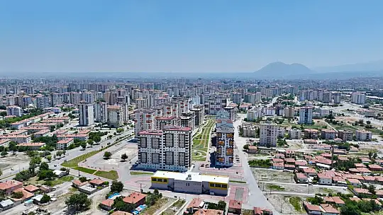 Başkan Çolakbayrakdar: 'Yunusemre'de son konutlarla kentsel dönüşümde yeni dönem başlatıyoruz'